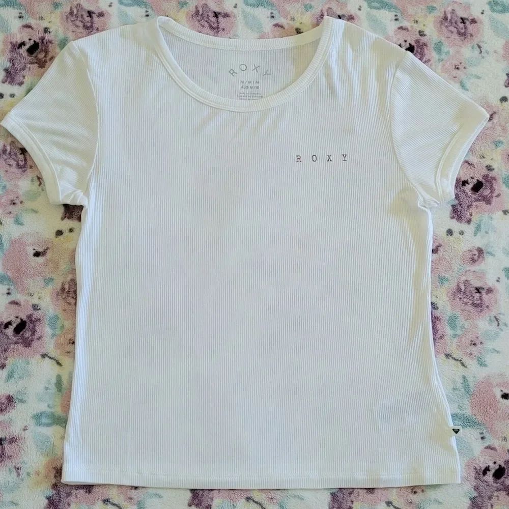Roxy Frozen❄️ Day Ribbed Tee👕 - NWT